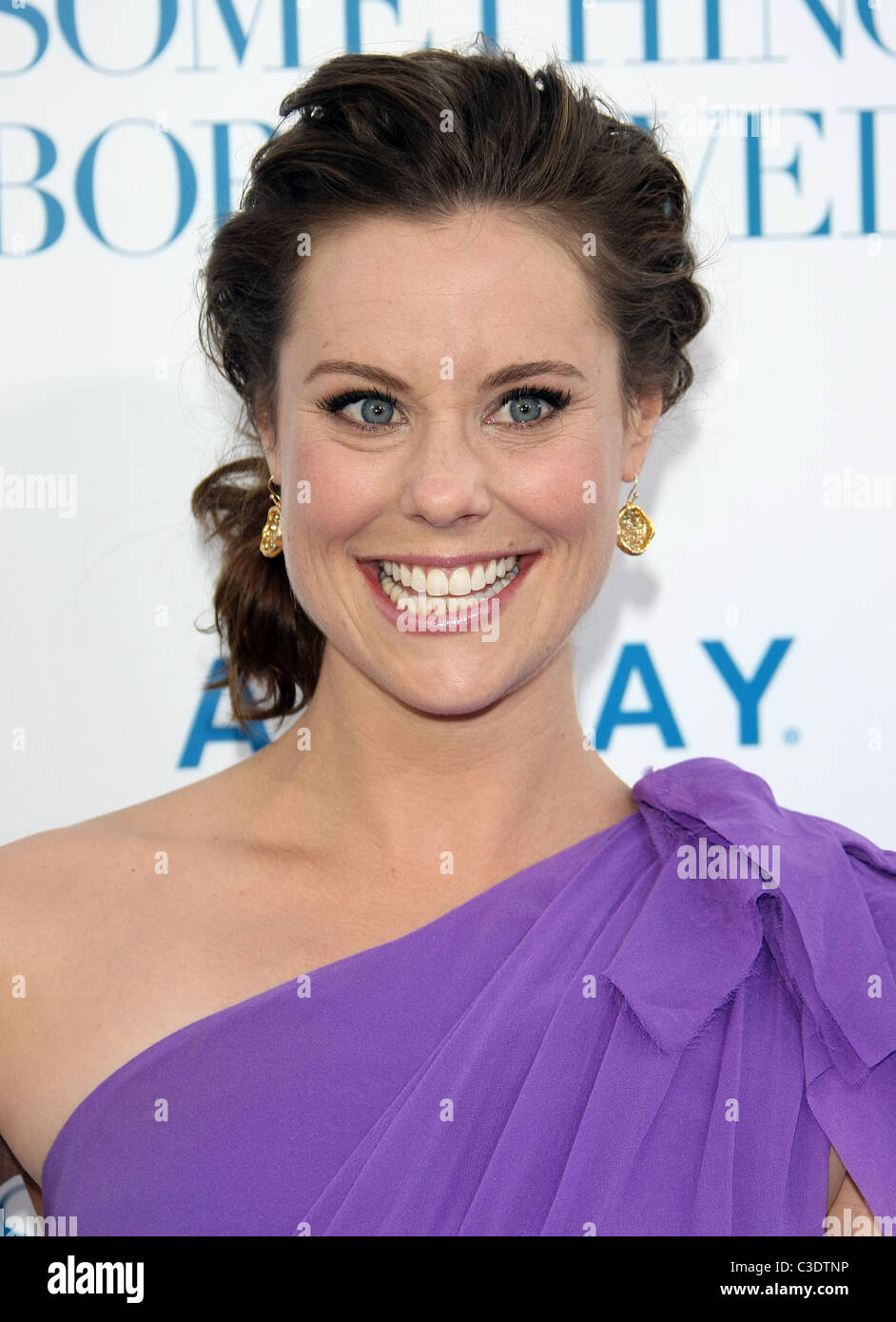 ASHLEY WILLIAMS SOMETHING BORROWED. WORLD PREMIERE. WARNER BROS