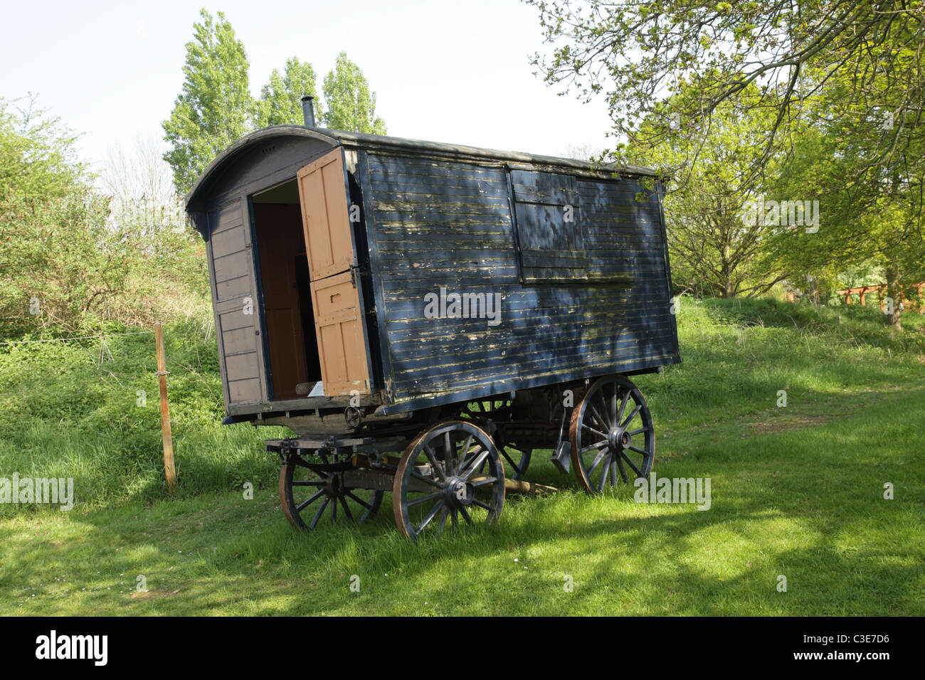 Habitable horse-drawn wagon, UK Stock Photo