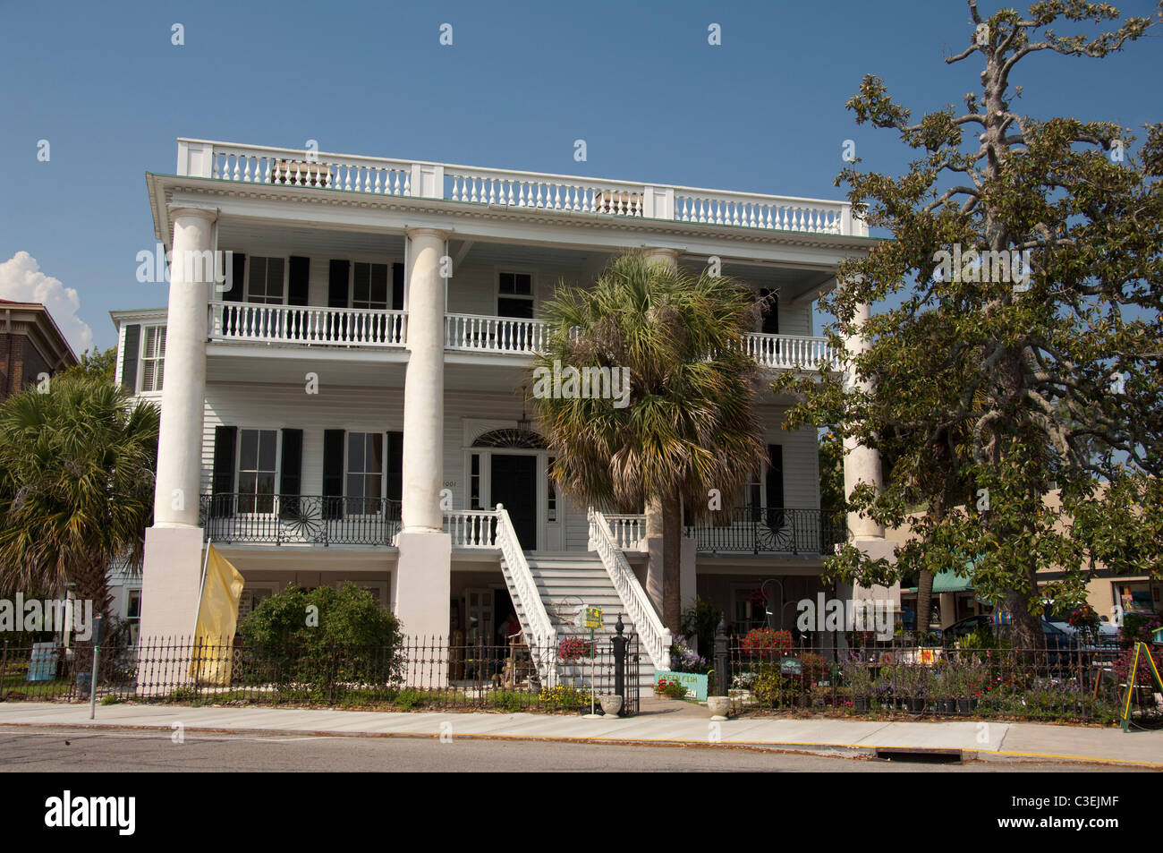South Carolina, Beaufort. Traditional Southern Antebellum home Stock