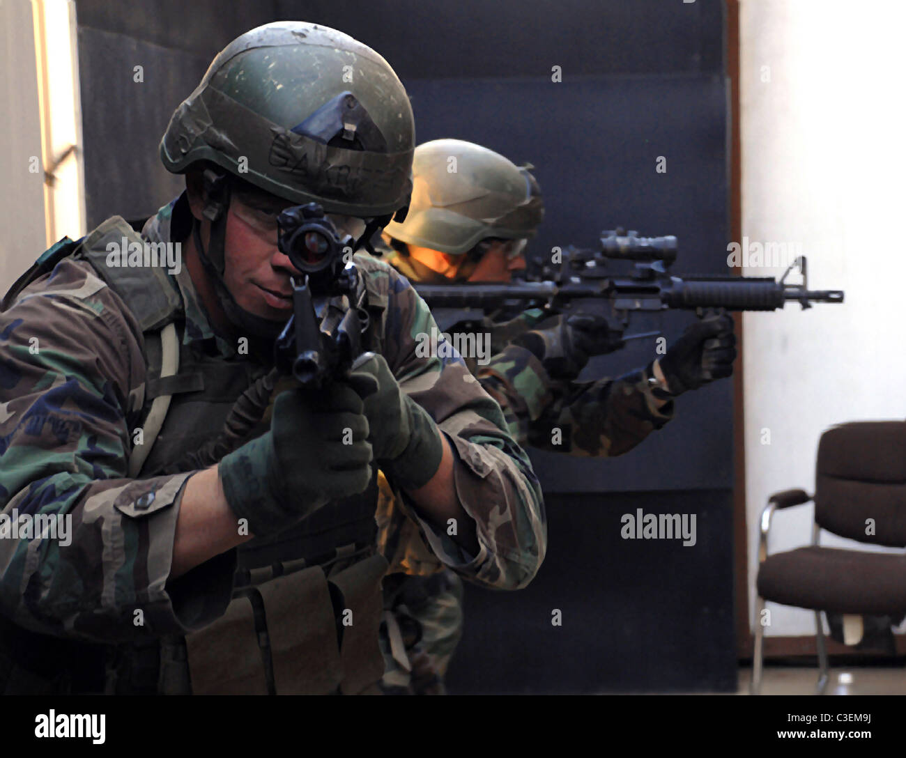 Navy seal seals commandos hires stock photography and images Alamy