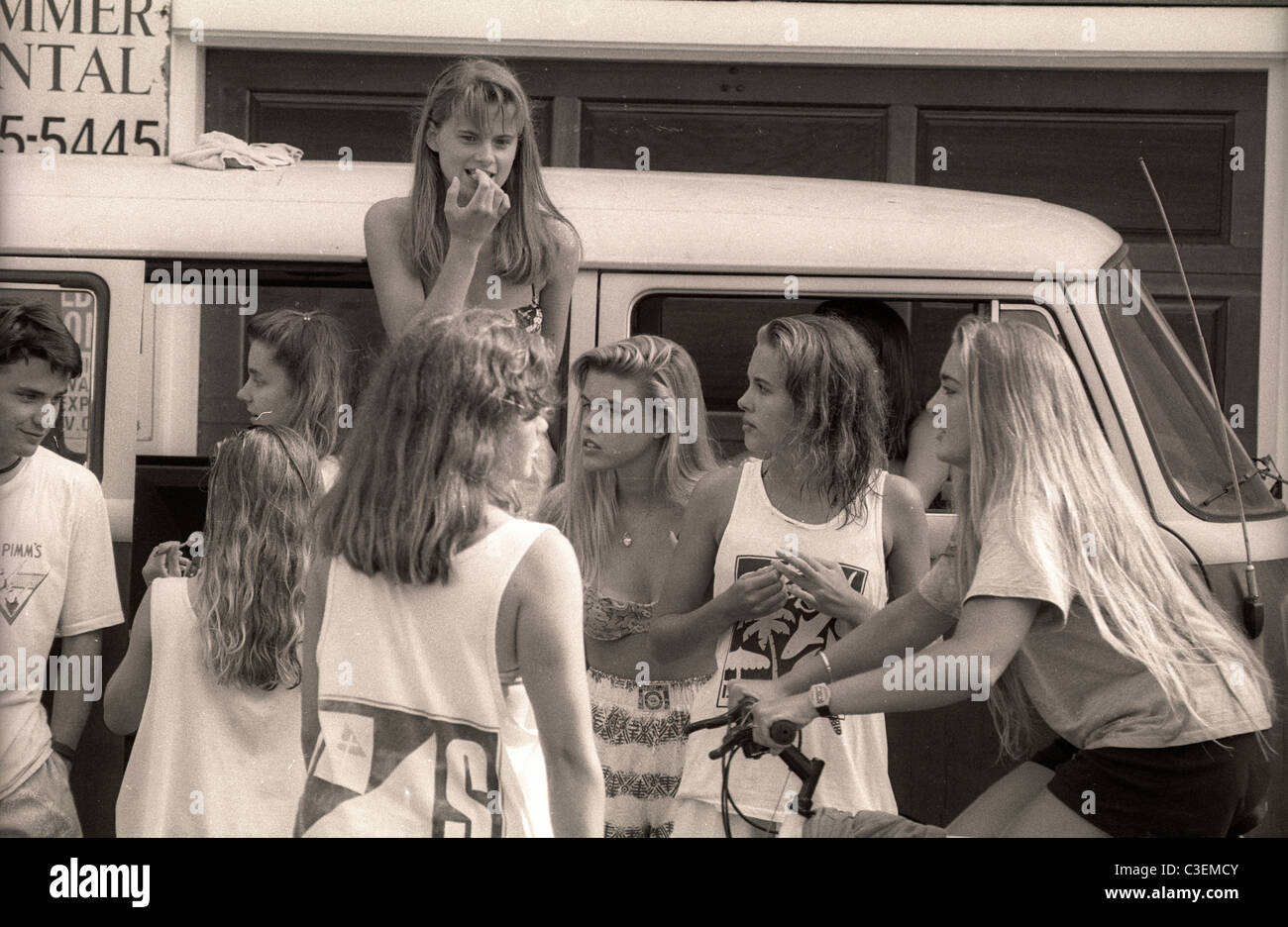street scene teenage girls in clique 1990s California Stock Photo