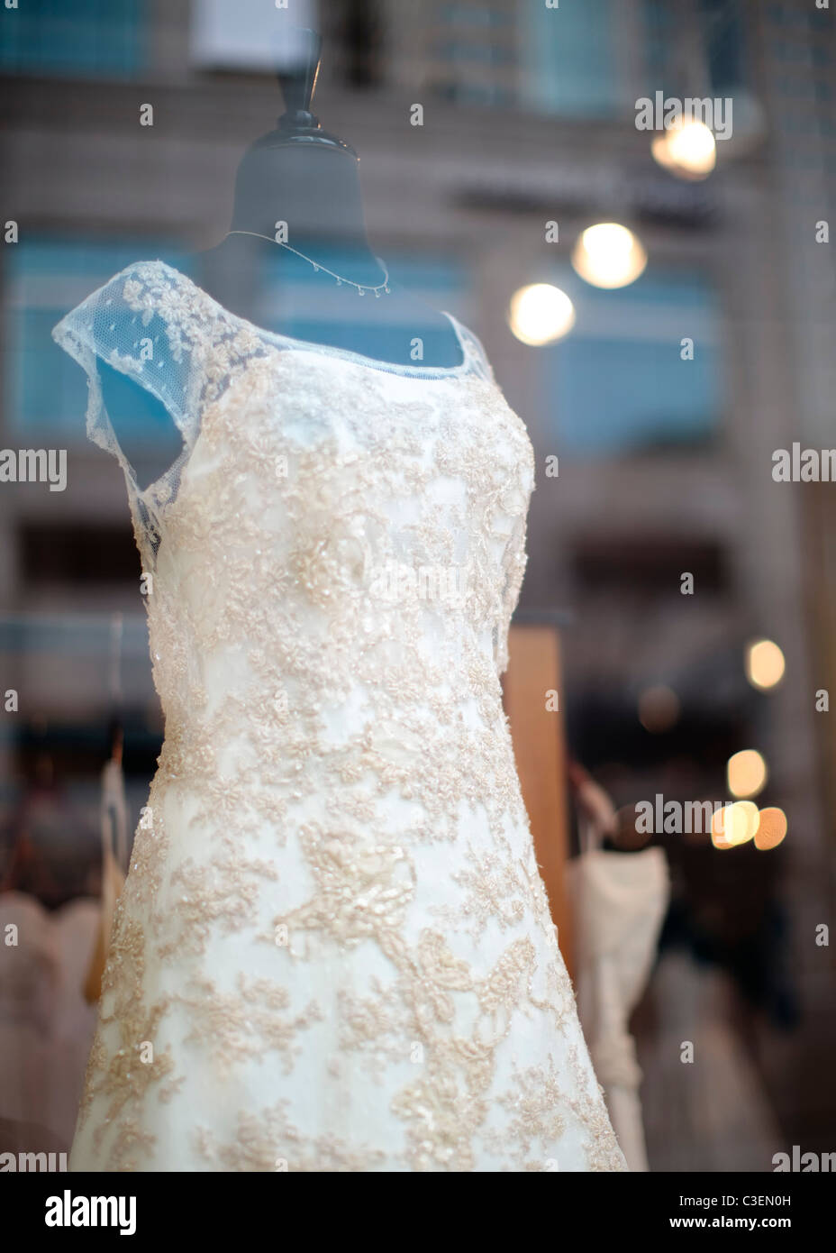 vintage wedding dress store