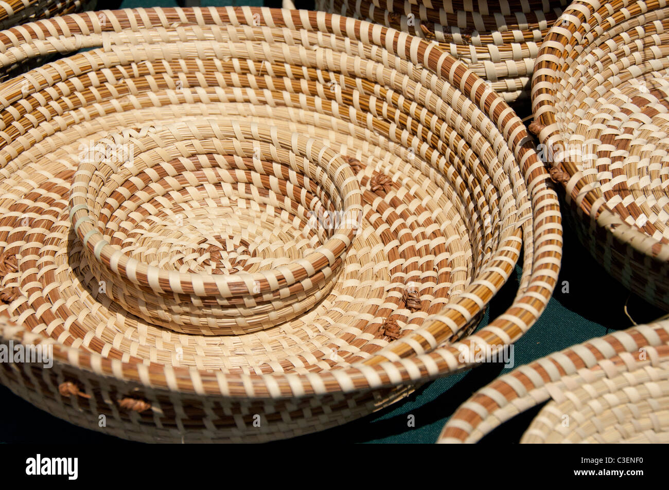 Sweet grass basket charleston hires stock photography and images Alamy