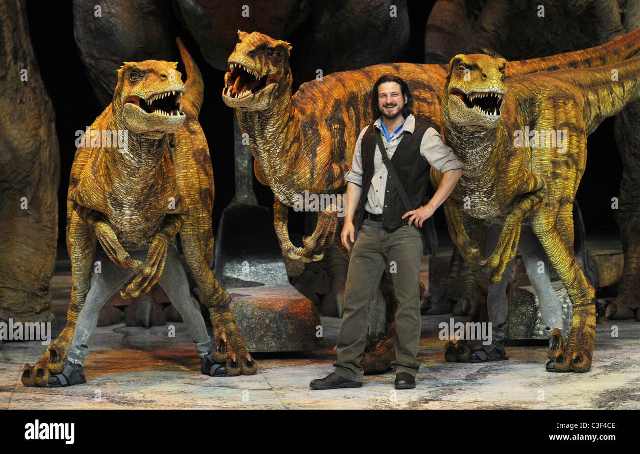 walking with dinosaurs o2 2019