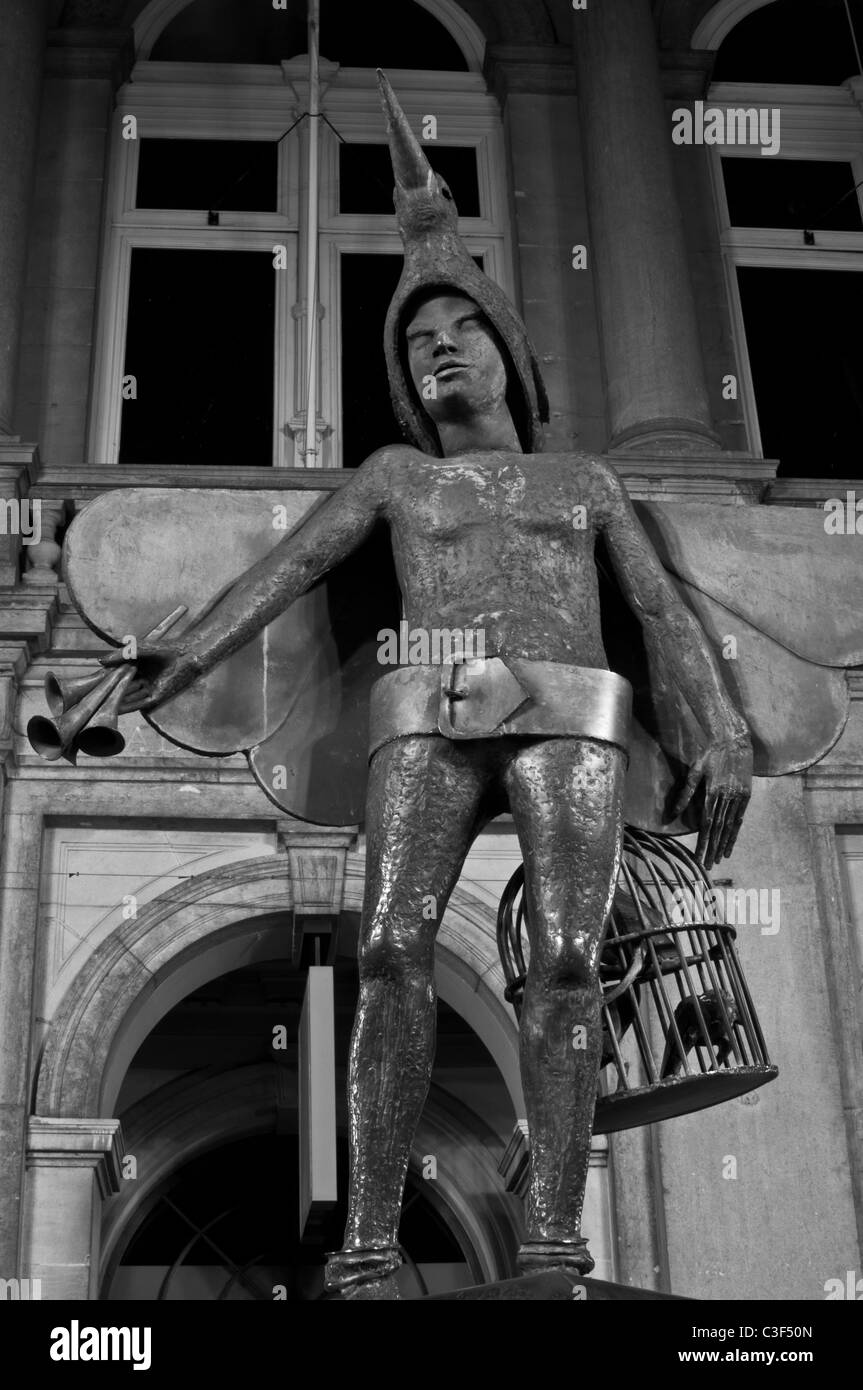 zeno brugge bruges statue 'bruges statue' iron theatre literature 'the abyss' 'Marguerite Yourcenar' Stock Photo