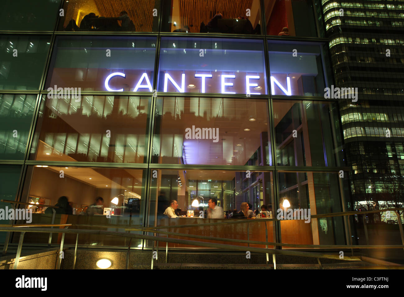 Canteen restaurant in Canary Wharf, London Stock Photo Alamy