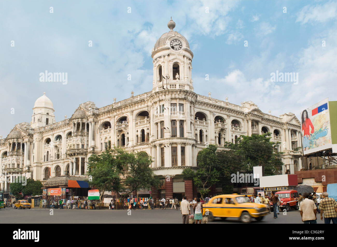 Building in a city, Metropolitan Building, Esplanade, Kolkata, West Bengal, India Stock Photo