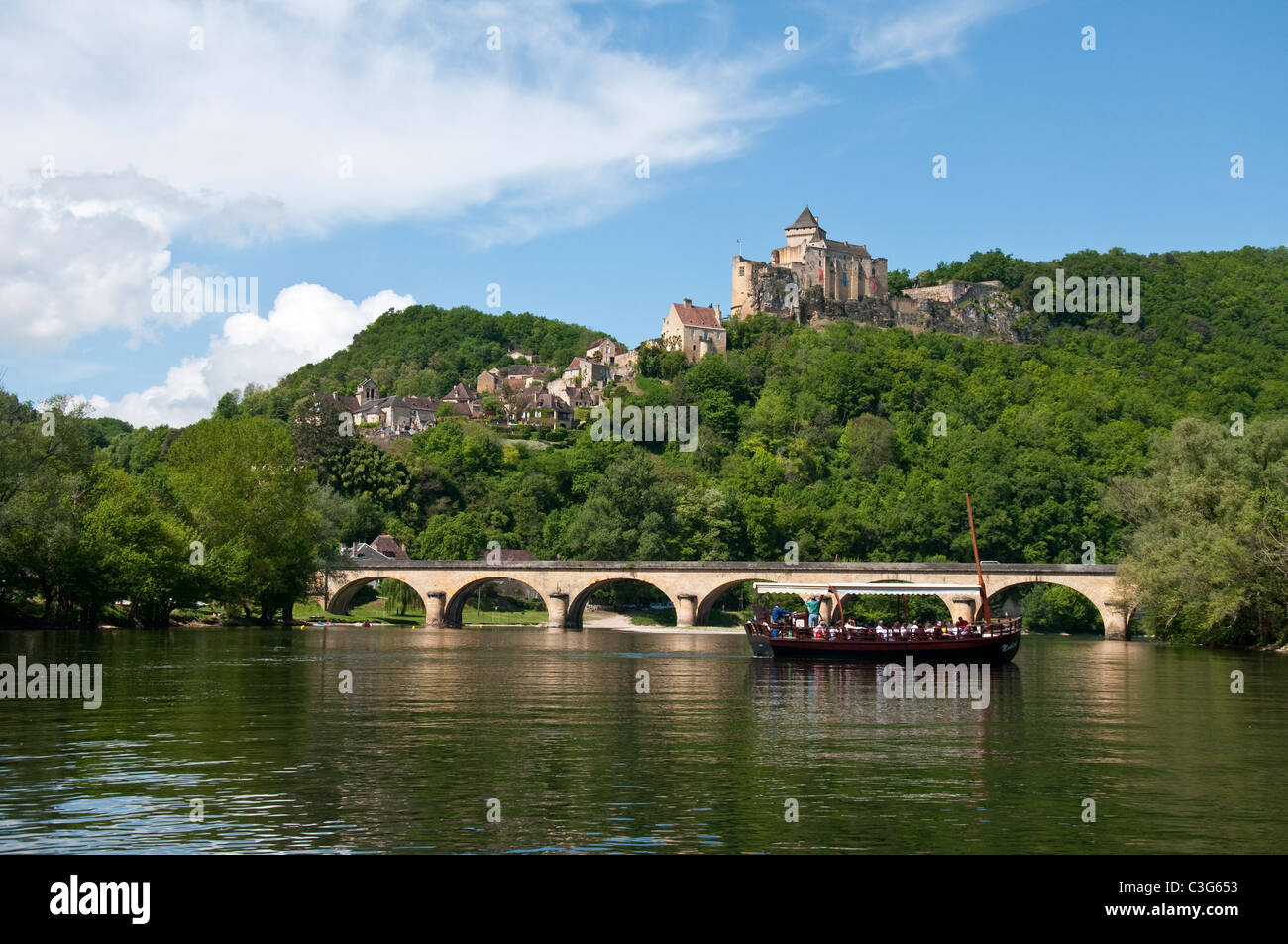 The Chateau de Castelnaud-la-Chapelle, viewed from the river in the Dordogne France EU Stock Photo