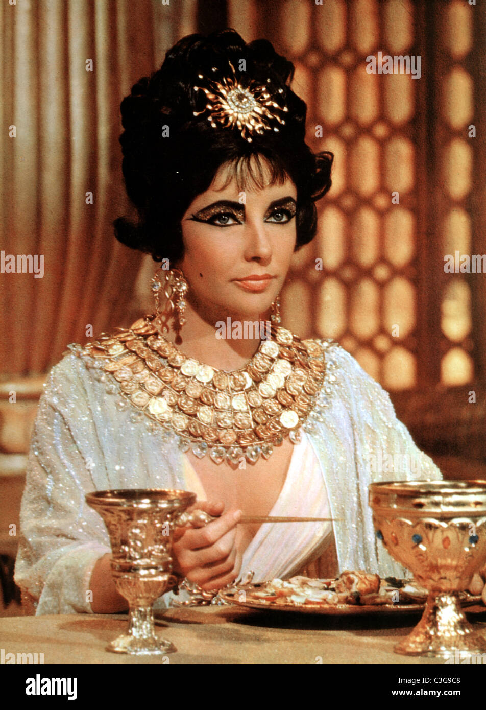 Mankiwez Cleopatra Year: 1963 - UK / USA Elizabeth Taylor Director : Joseph L ...