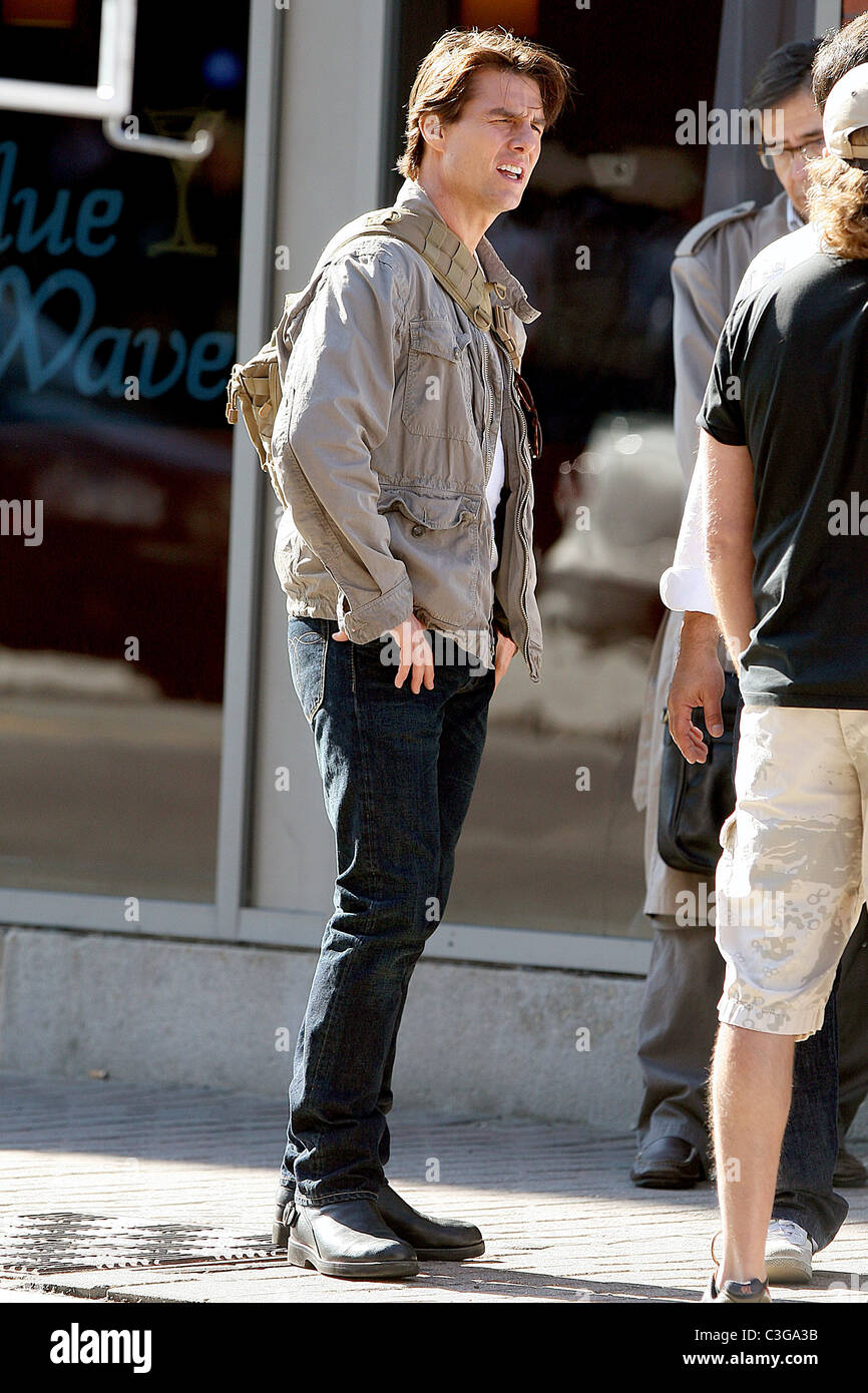 Tom Cruise filming on the set of his new movie 'Wichita' Boston,  Massachusetts - 28.09.09 Stock Photo - Alamy
