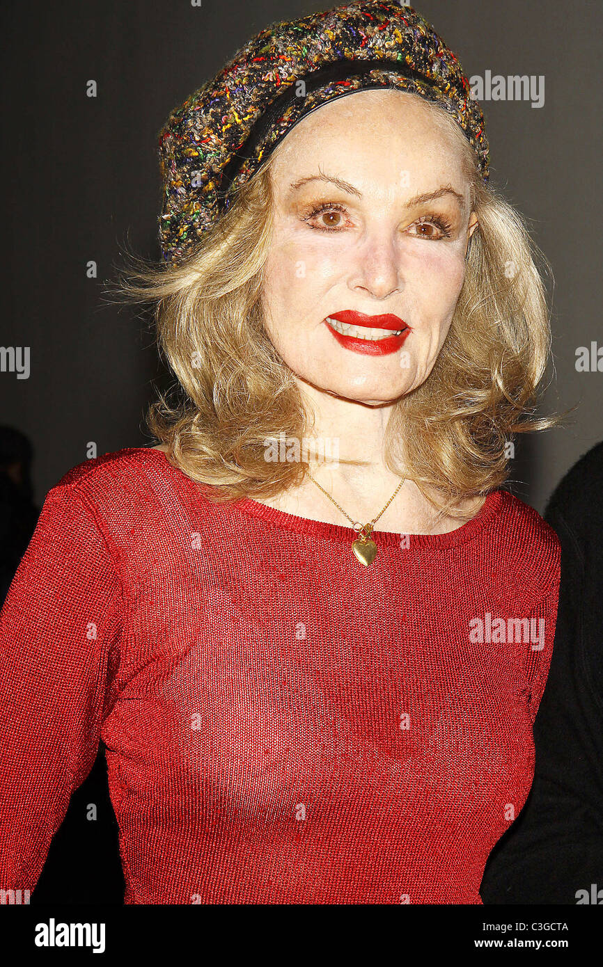 Julie Newmar Big Apple Comic Con 2009 at Pier 94 New York City, USA