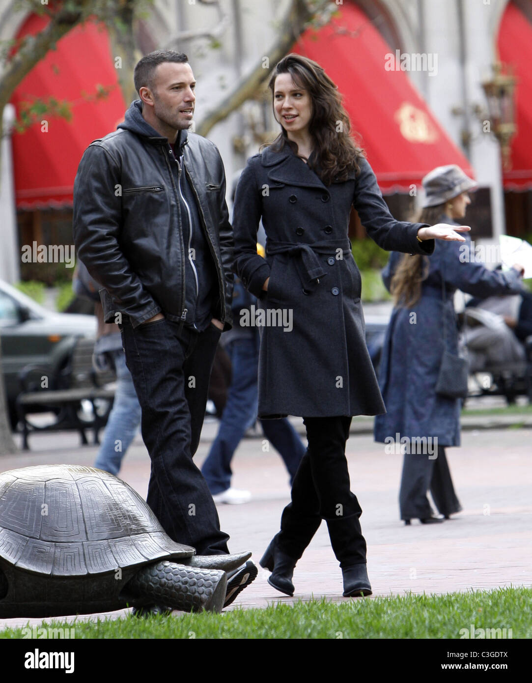 Ben Affleck and Rebecca Hall on the set of 'The Town' filming in Copley  Square Boston, Massachusetts - 01.10.09 Stock Photo - Alamy