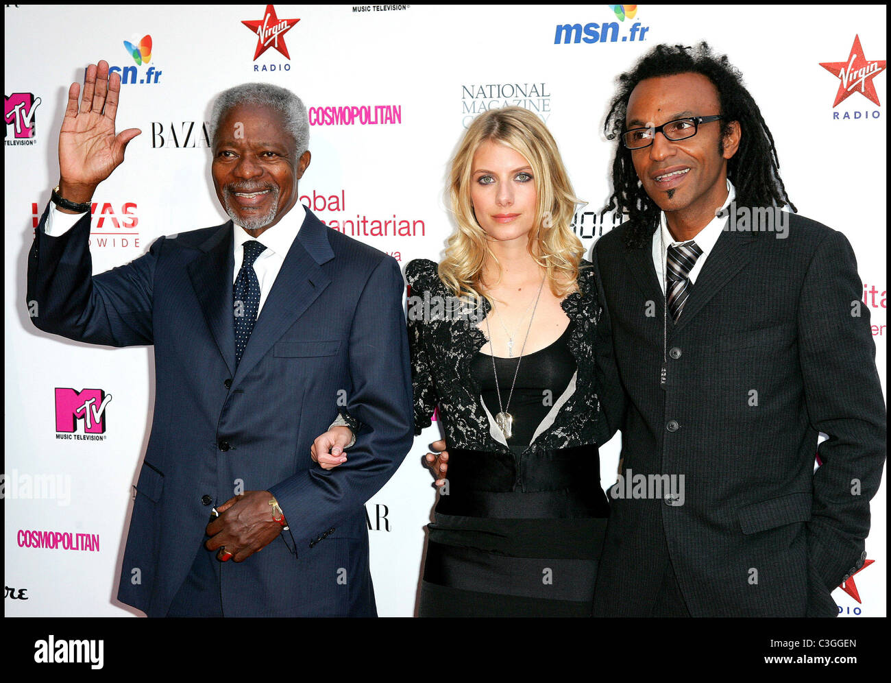 Koffi Annan, Melanie Laurent and Manu Katche 'Beds Are Burning' song
