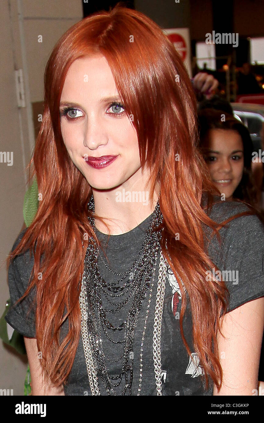 Ashlee Simpson arriving at MTV studios to appear on 'It's On with Alexa Chung' New York City