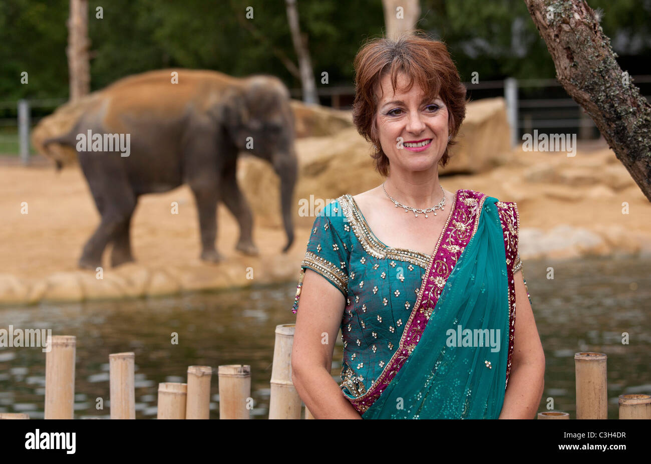 Dr Susie Boardman, Chief Executive of Twycross Zoo pictured during the opening of the Uda Walawe Asian walkway. Stock Photo