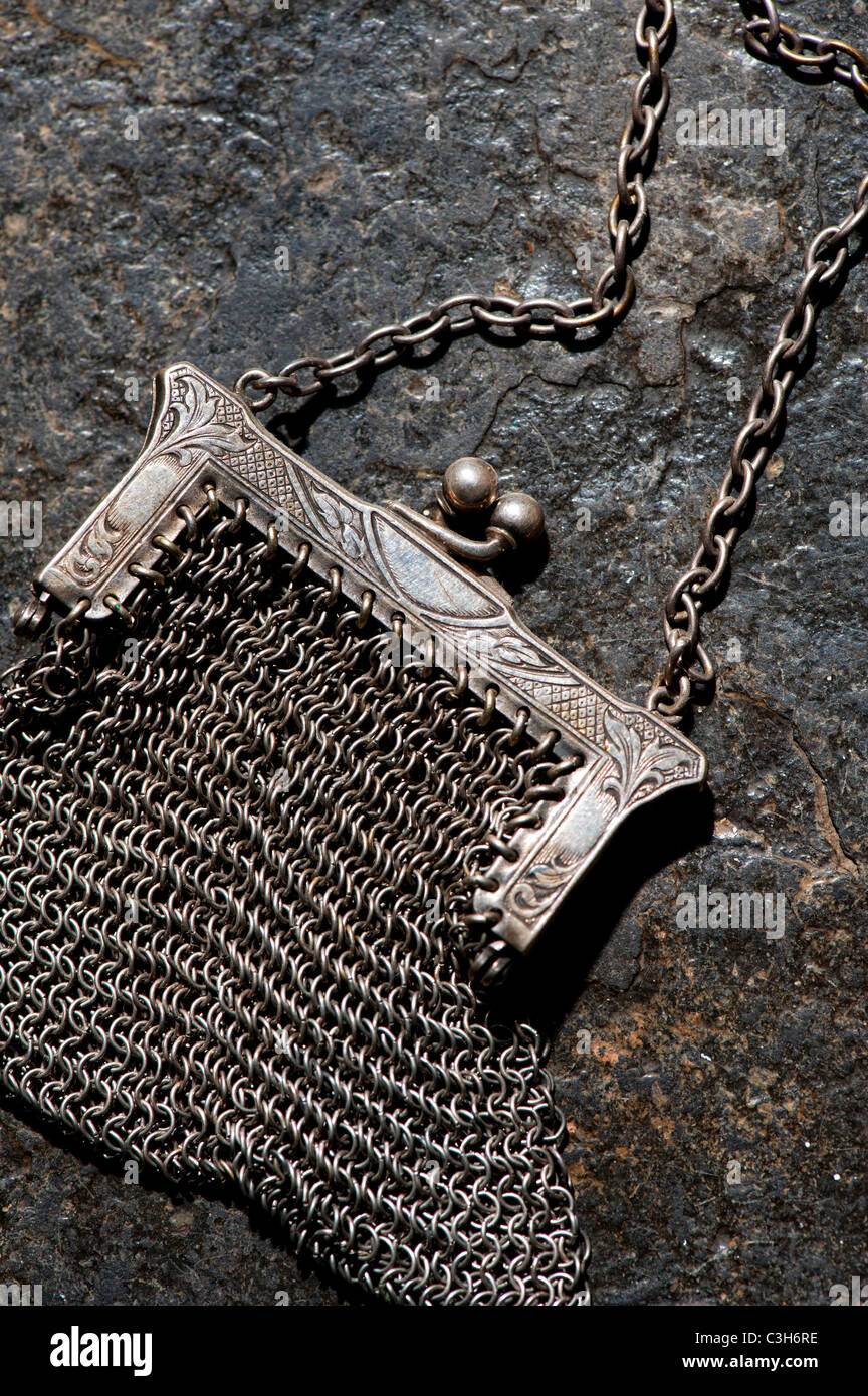Antique chain link purse cheap