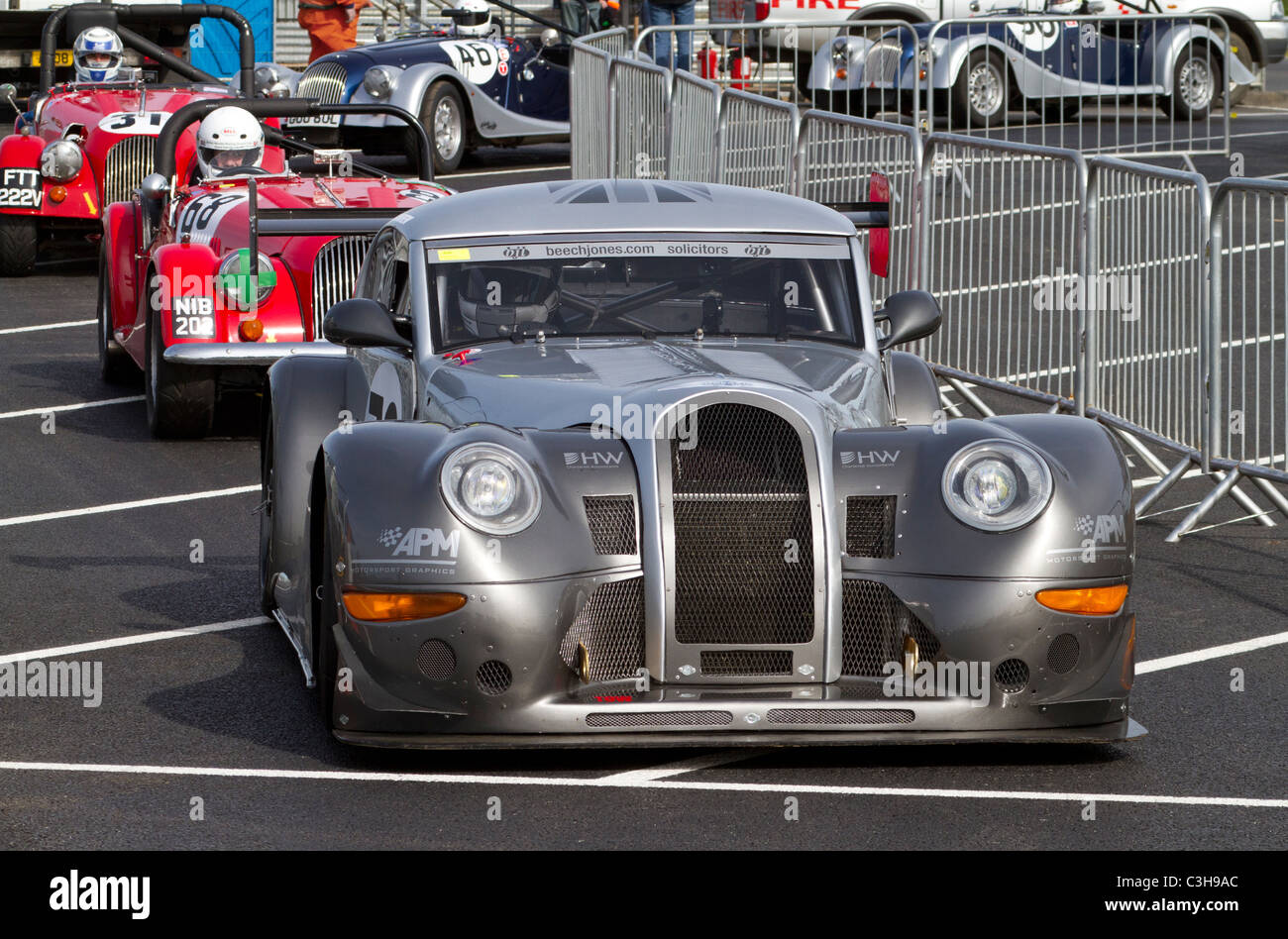 2005 Morgan Aero 8 with driver Tom Andrew in the paddock for the CSCC Morgan Challenge, Snetterton, Norfolk, UK. Stock Photo