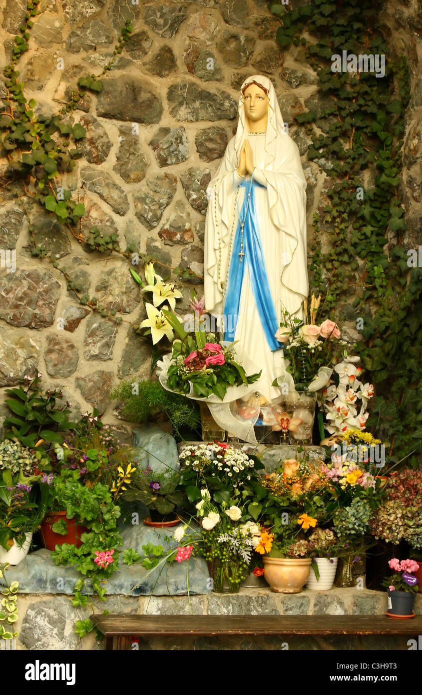 Memorial Of Holy Innocents Grotto Holy Sepulchre