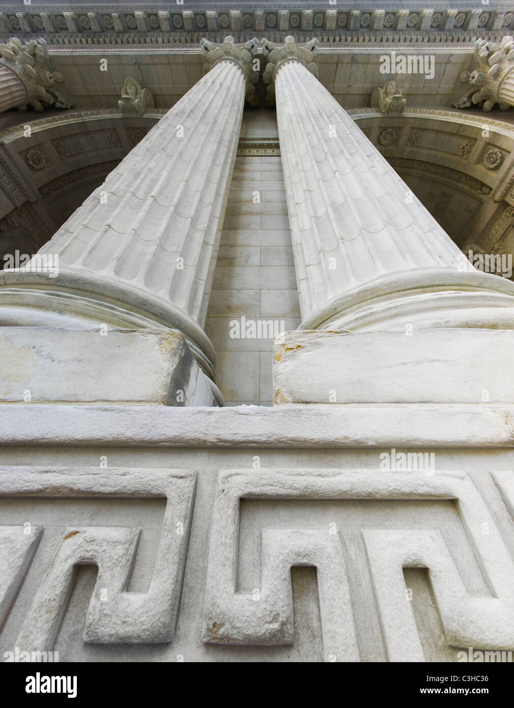 Columns arch architecture hi-res stock photography and images - Alamy