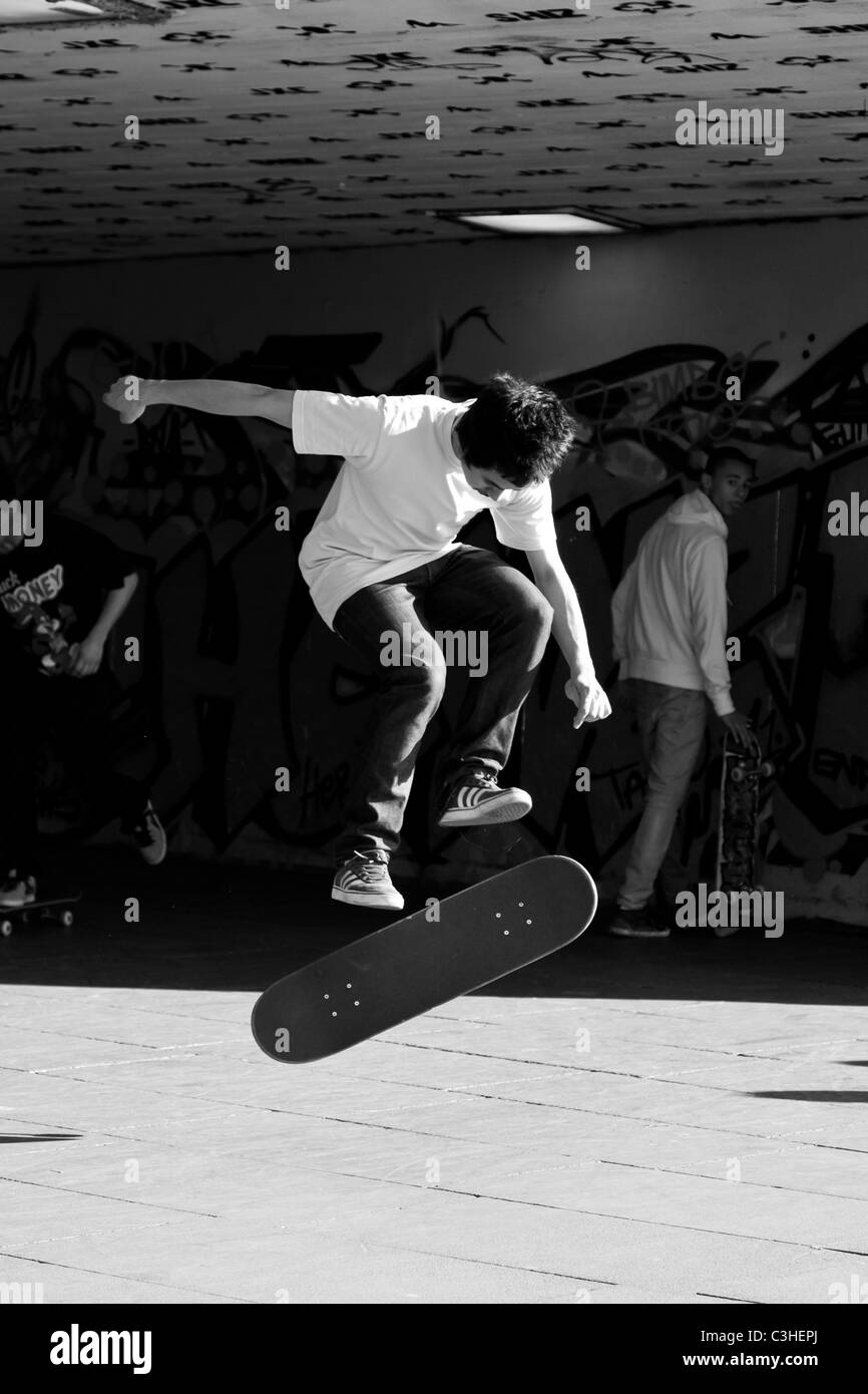 Southbank Skate park skateboarders Stock Photo Alamy