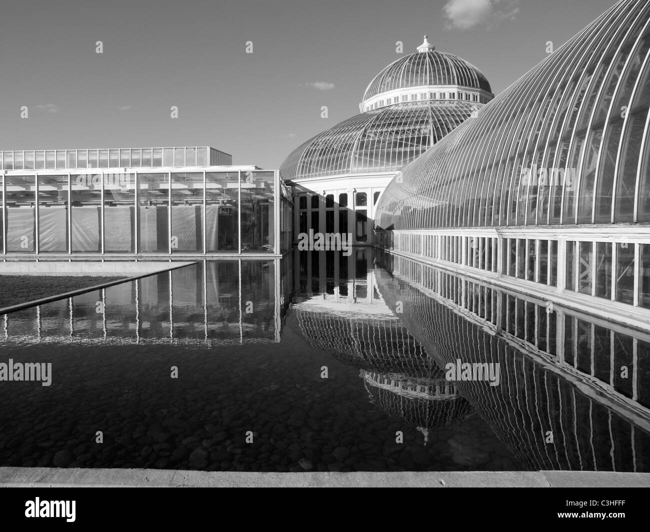 Marjorie McNeely Conservatory and education center at Como Park, St. Paul, MN USA, May 2011 Stock Photo