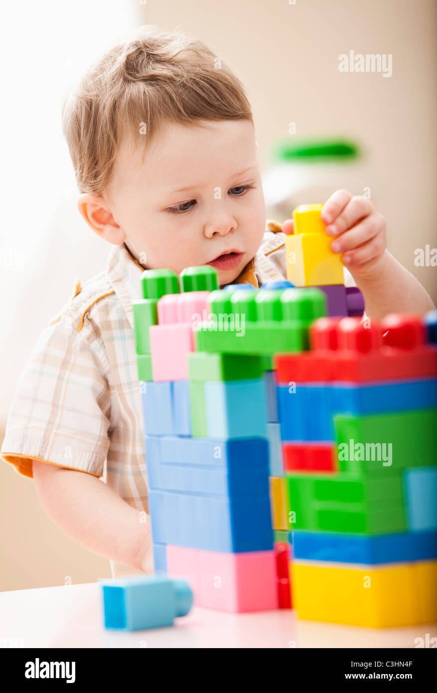 Colorful blocks hi-res stock photography and images - Alamy