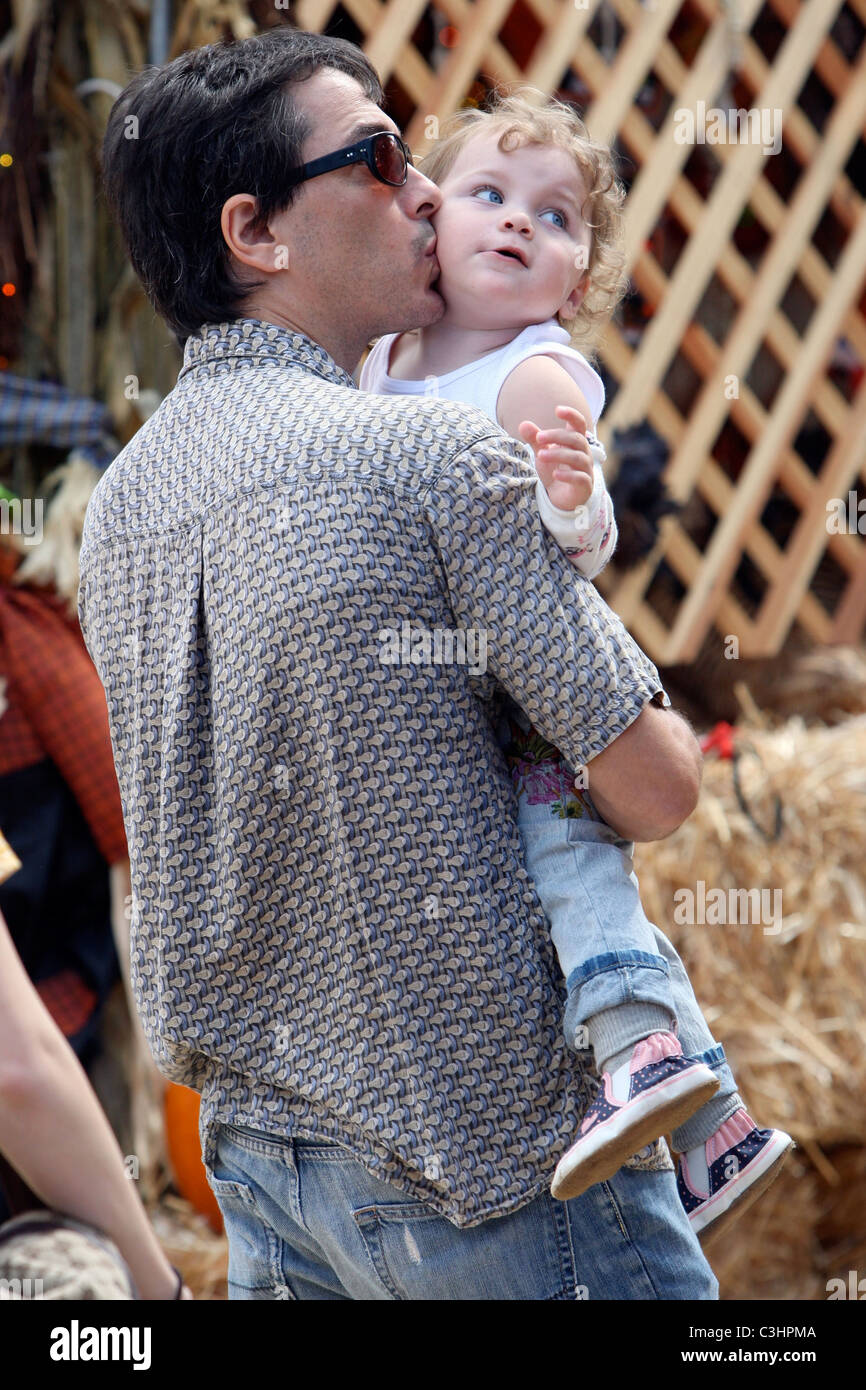Bailey Deluca Baio Scott Baio High Resolution Stock Photography And Images Alamy