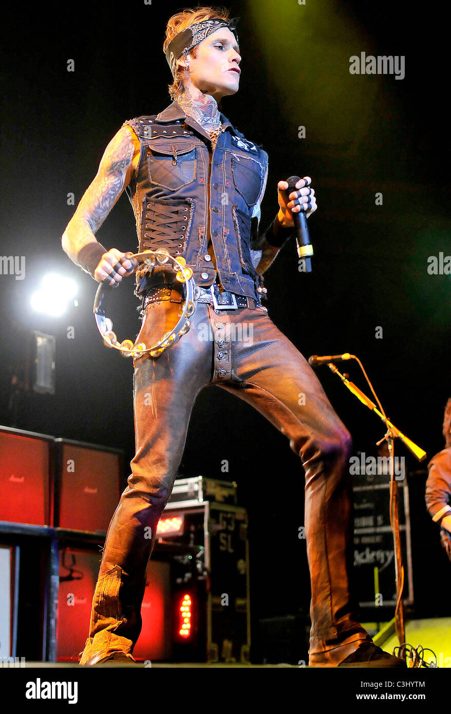 Josh todd hi-res stock photography and images - Alamy