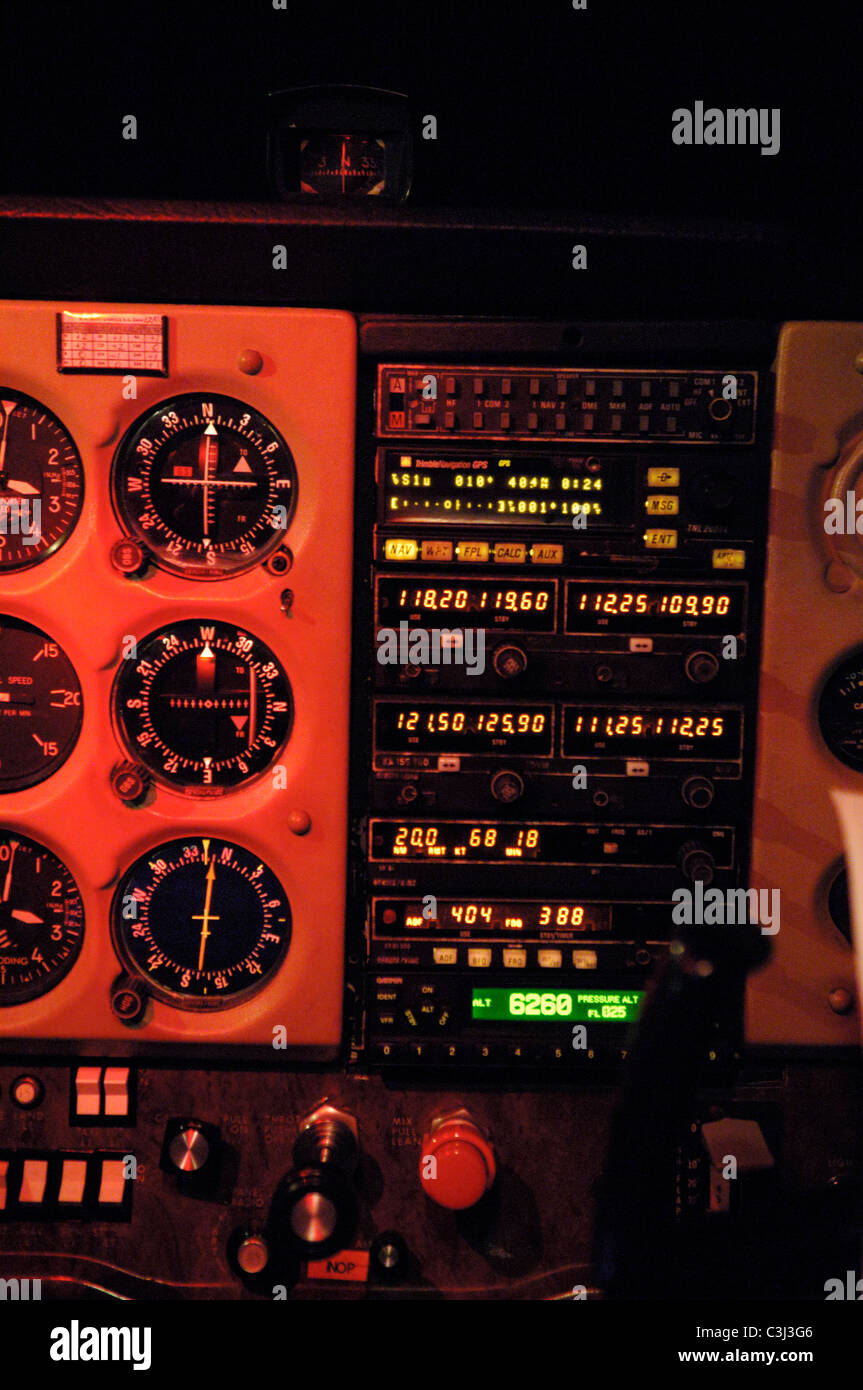 Instrument panel plane hires stock photography and images Alamy