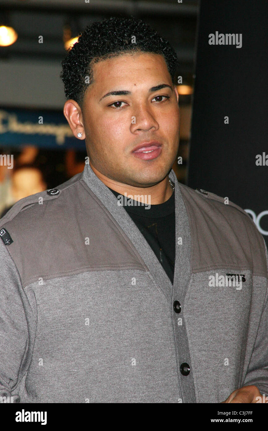 Melky Cabrera Macy’s welcomes Melky Cabrera to celebrate his 2009 World