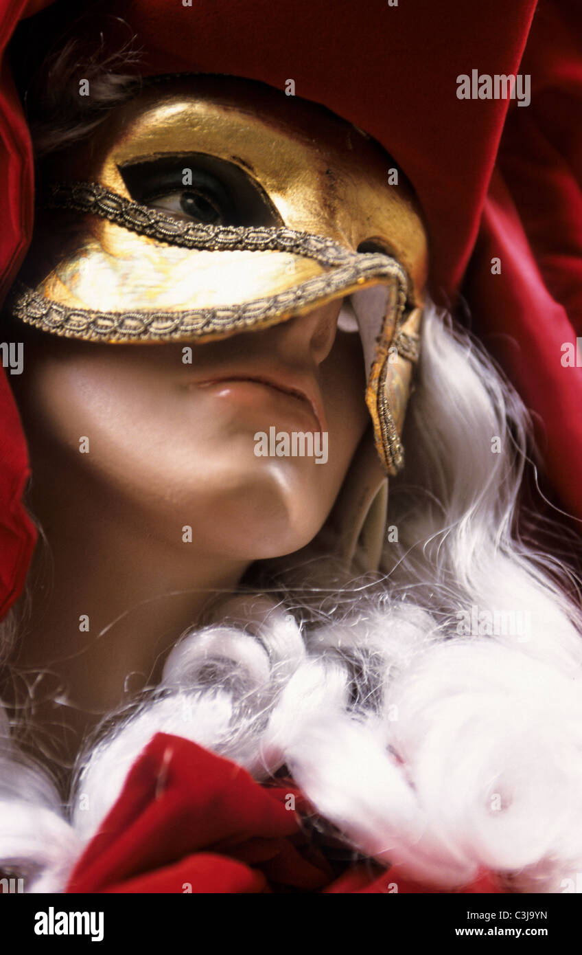 Mannequin in carnival costume hires stock photography and images Alamy