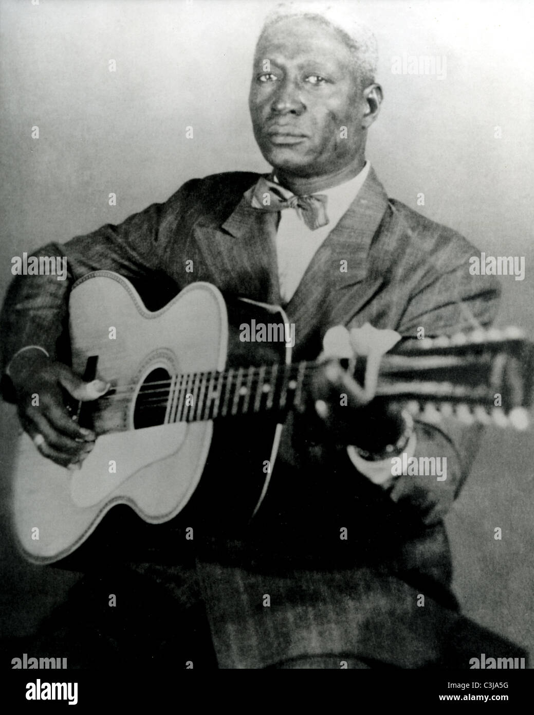 LEAD BELLY (18881949) US folk and blues musician Stock Photo Alamy