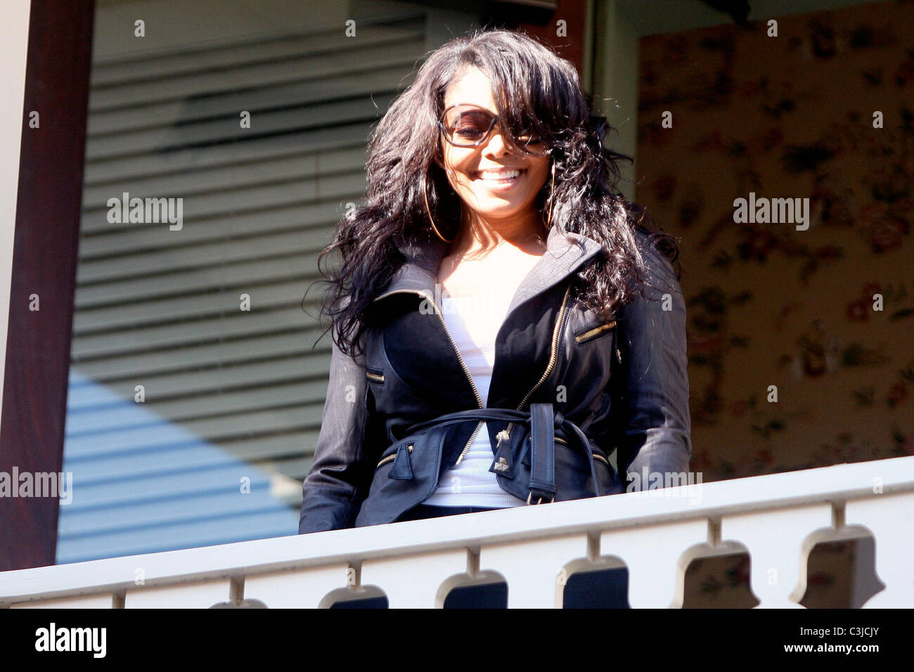 Jackson makes an appearance at The Grove to see 100 dancers