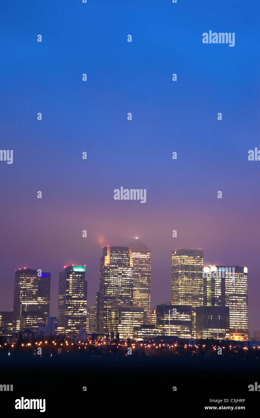 UK, London, Canary Wharf at dusk Stock Photo