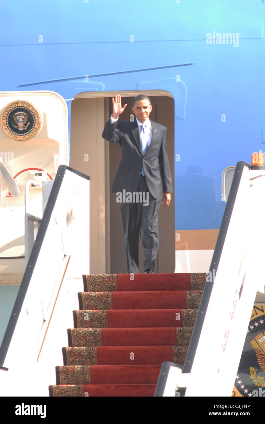 US President Barack Obama arrives in Cairo to make a major policy speech to the Islamic World at Cairo University. Stock Photo