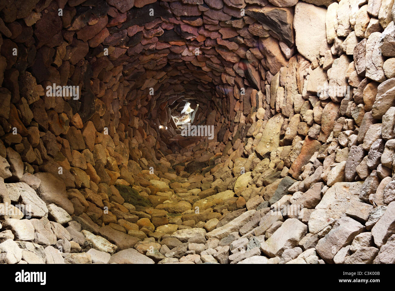 Ireland county kerry dingle peninsula beehive hut hi-res stock ...