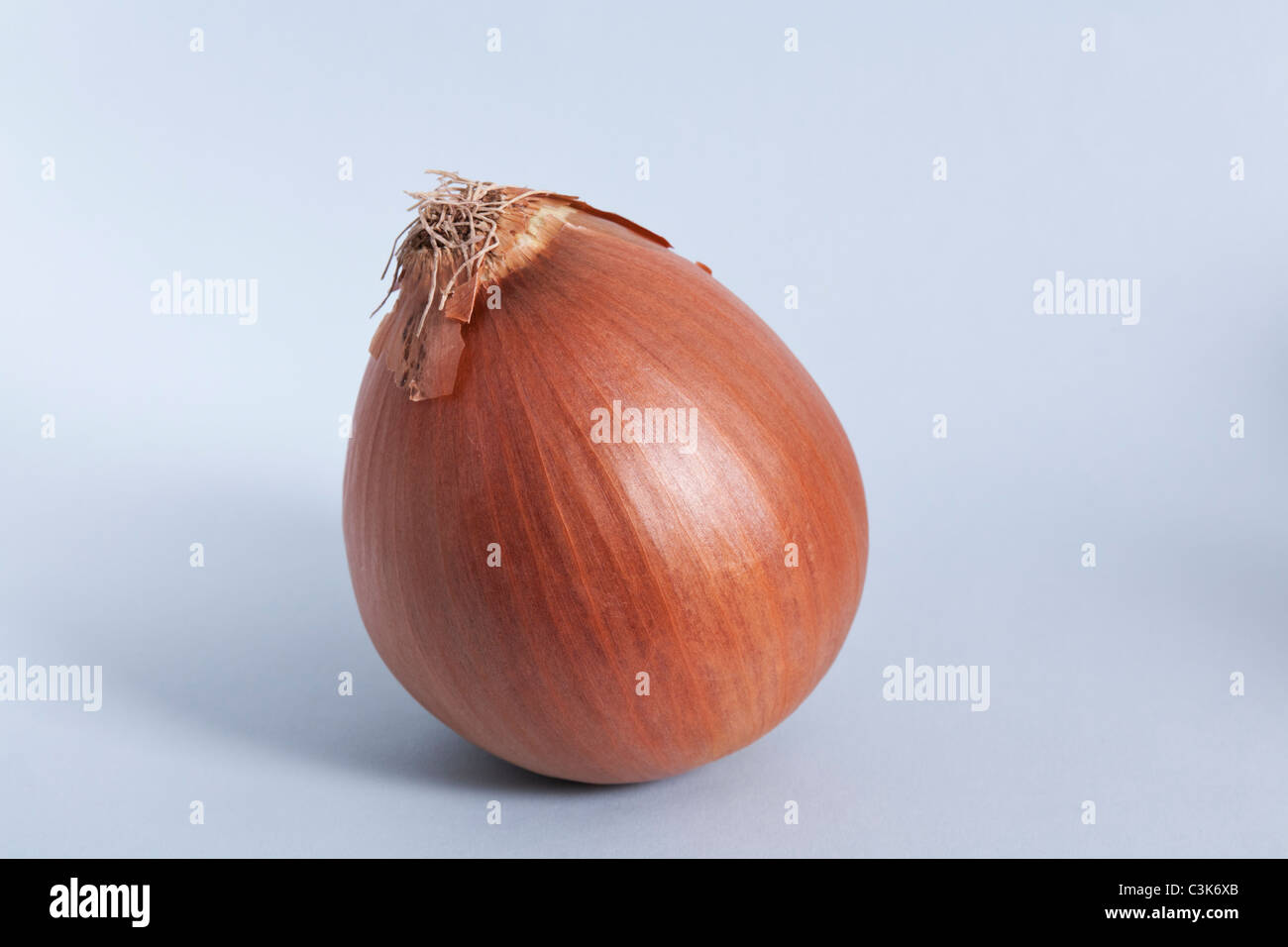 Yellow onion hi-res stock photography and images - Alamy