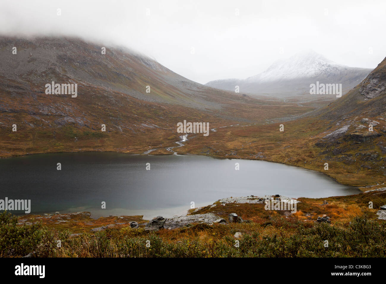 View of lake and mountains hi-res stock photography and images - Alamy