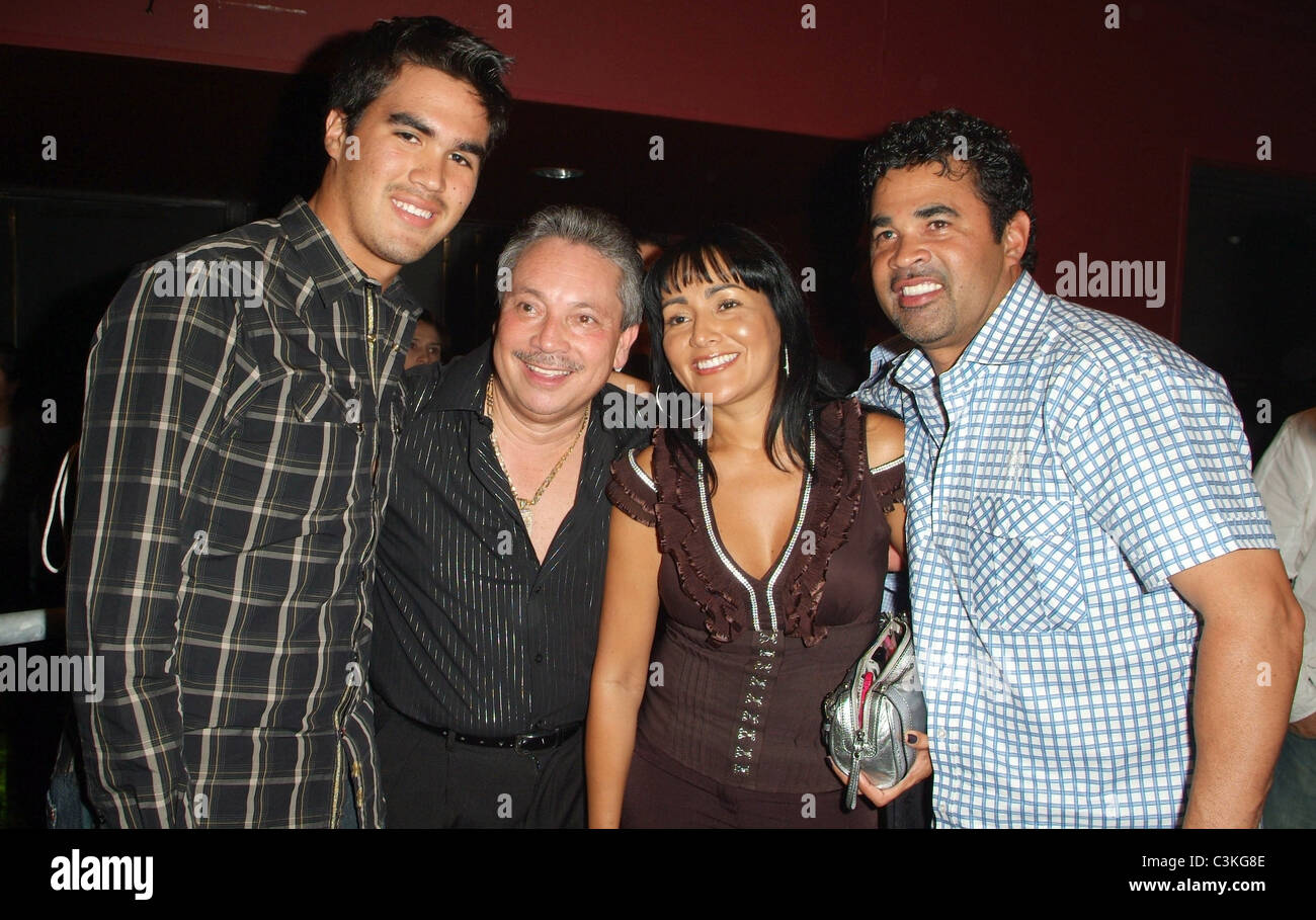 White Sox Manager Ozzie Guillen with his wife Ibis Cardenas and son
