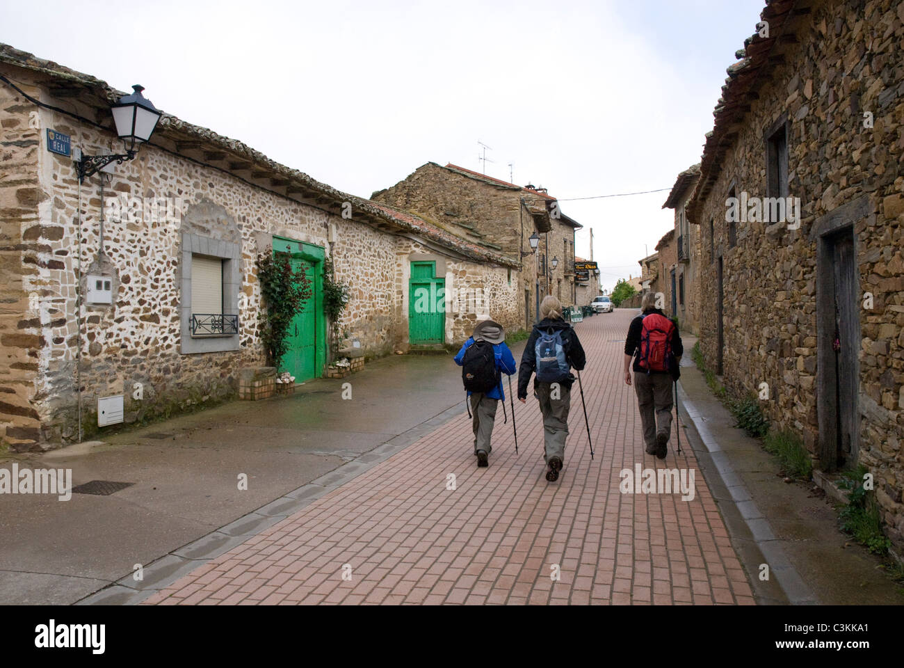 Walkers on the pilgrimage route, Camino de Santiago, Northern Spain Stock Photo Alamy