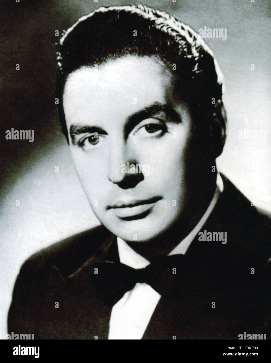 Lee Lawrence Facebook, Instagram, Twitter [Profiles]