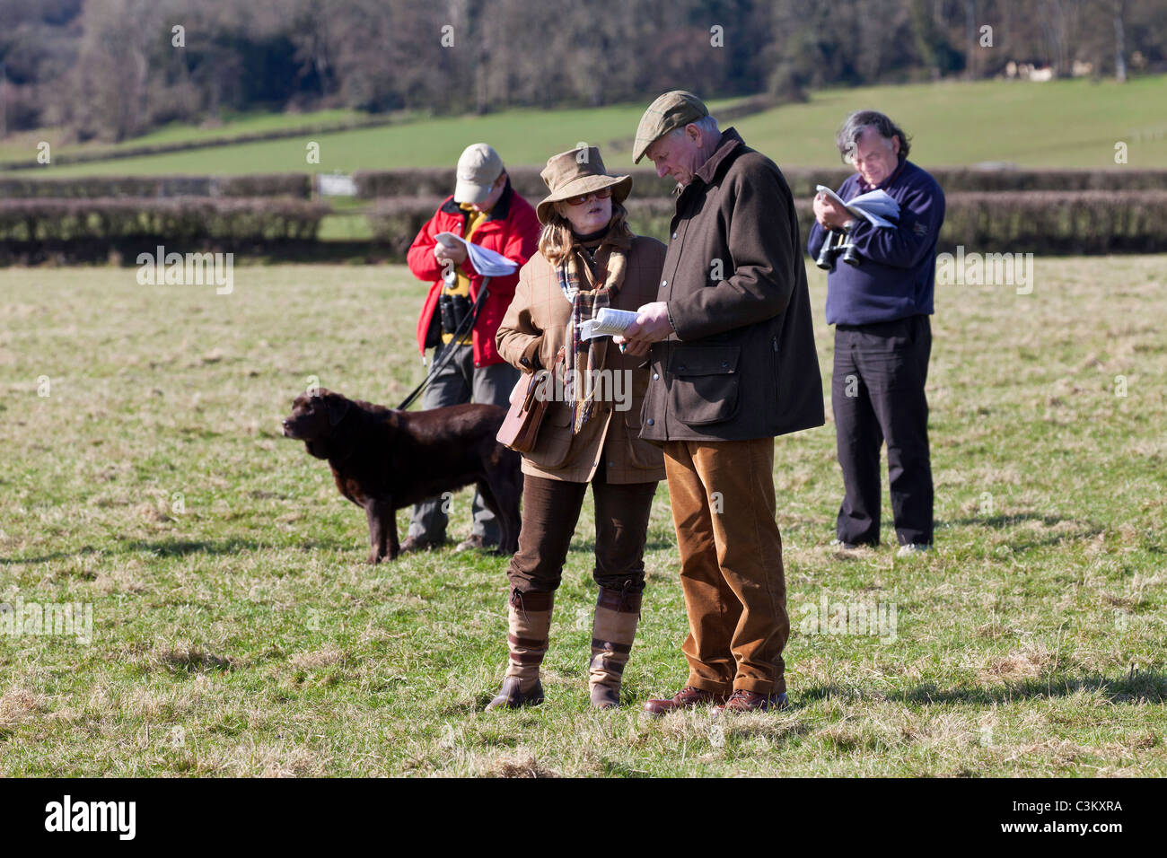 SPECTATORS AND RACEGOERS AT POINT TO POINT HOWICK CHEPSTOW Stock Photo