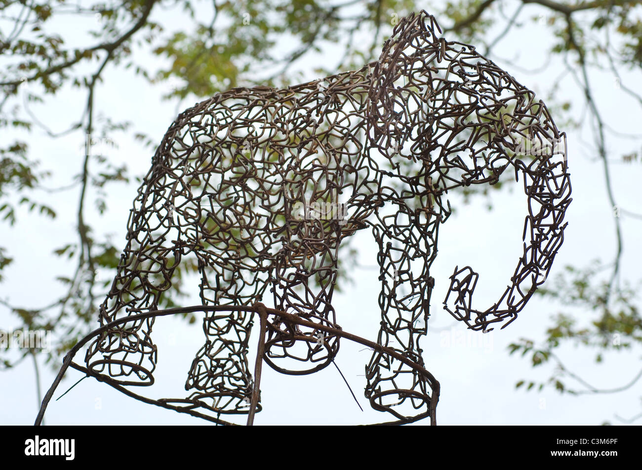 Sculptor Anthony Heywood's elephant made from recycled bent nails. Stock Photo