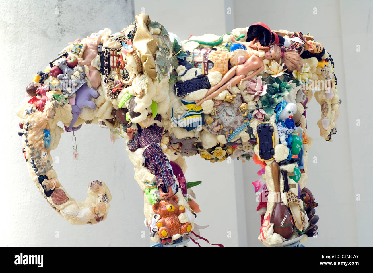 Sculptor Anthony Heywood's sculpture 'Earth Elephant' made from recycled objects. Stock Photo