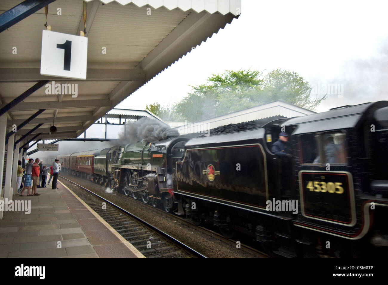 Double headed steam 'Black Five' 45305 and 'Brittania
