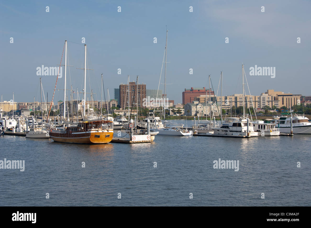 Charleston boat dock hires stock photography and images Alamy