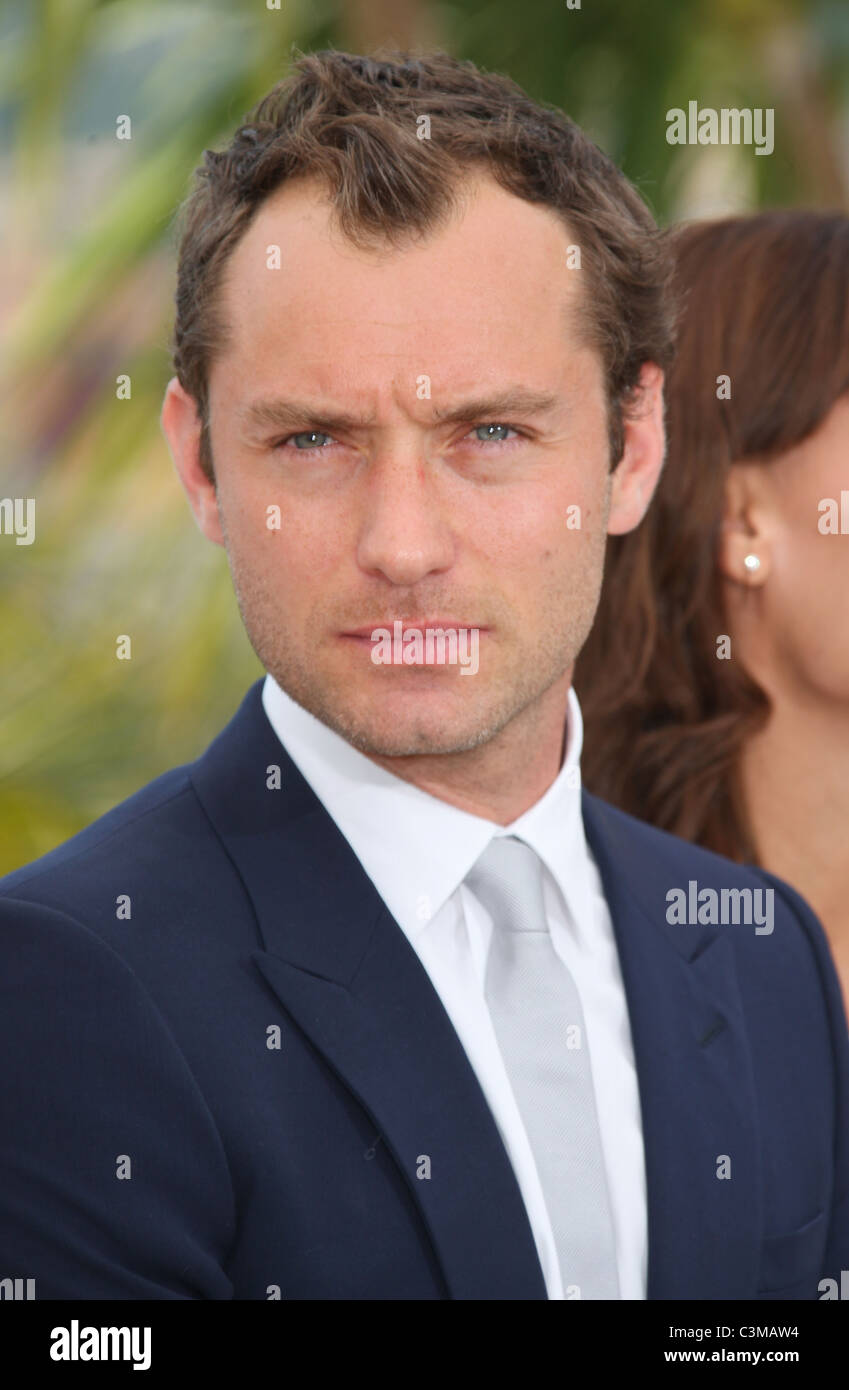 JUDE LAW THE JURY MEMBERS PHOTOCALL CANNES FILM FESTIVAL 2011 PALAIS ...