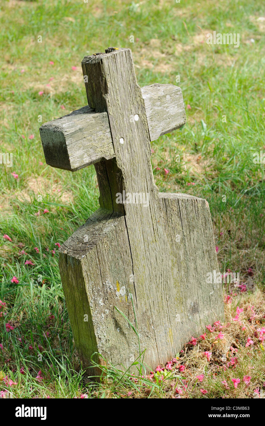 Wooden grave marker hires stock photography and images Alamy