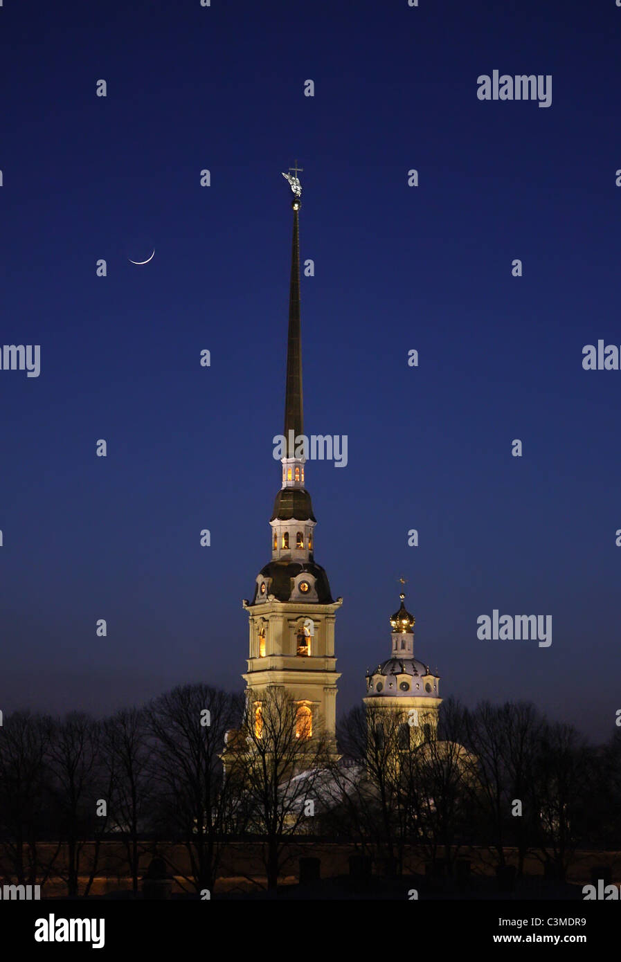 Russia, St. Petersburg. Peter and Paul Fortress at night Stock Photo