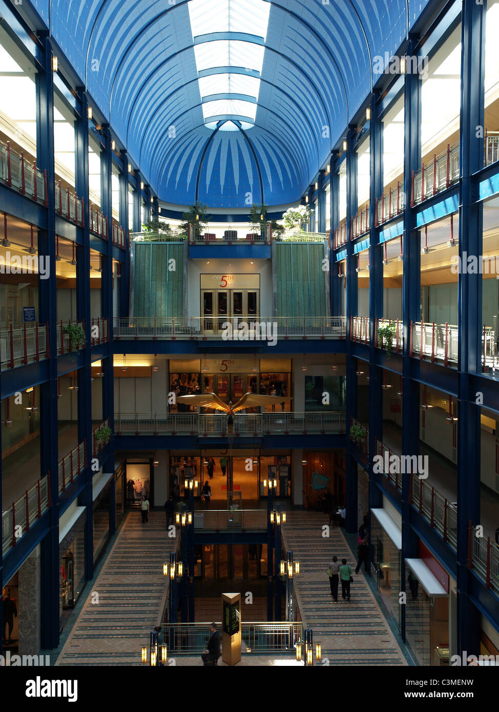 Minneapolis atrium skylight hires stock photography and images Alamy